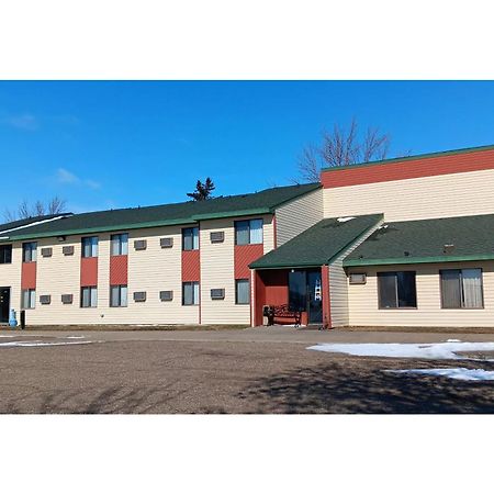 Scotwood Motel By Oyo Washburn Nd Kültér fotó